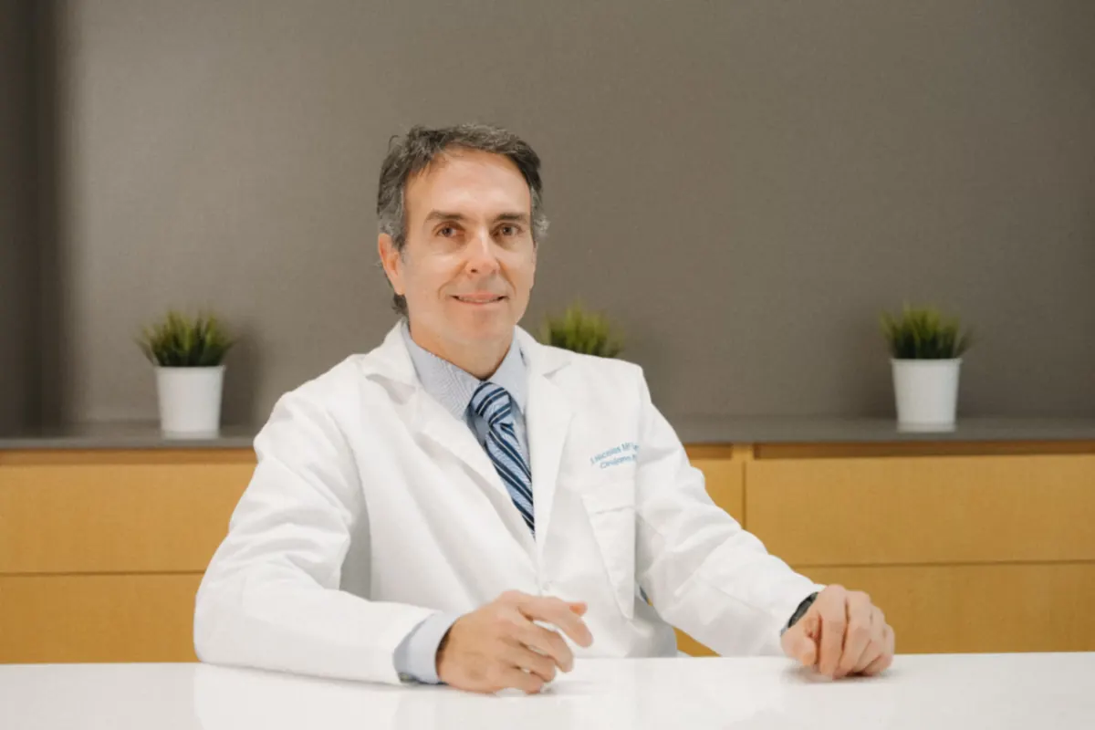 Dr. Nicolas Mclean